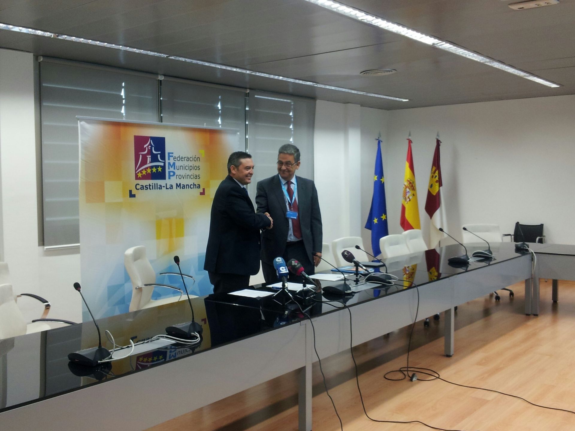 Imagen de La Federación de Municipios y Provincias de Castilla-La Mancha y UNICEF firman un convenio de colaboración en defensa de la infancia y de la juventud