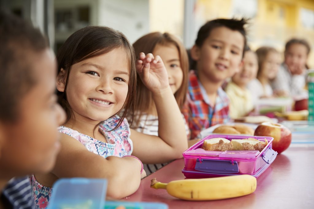 El proceso de desinstitucionalización, en el que ha colaborado UNICEF España, pretende reforzar los organismos locales
